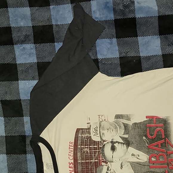 Made in USA. Baseball-style Tee. CALIBASH concert Tee 2017 Size Large. - Picture 5 of 10